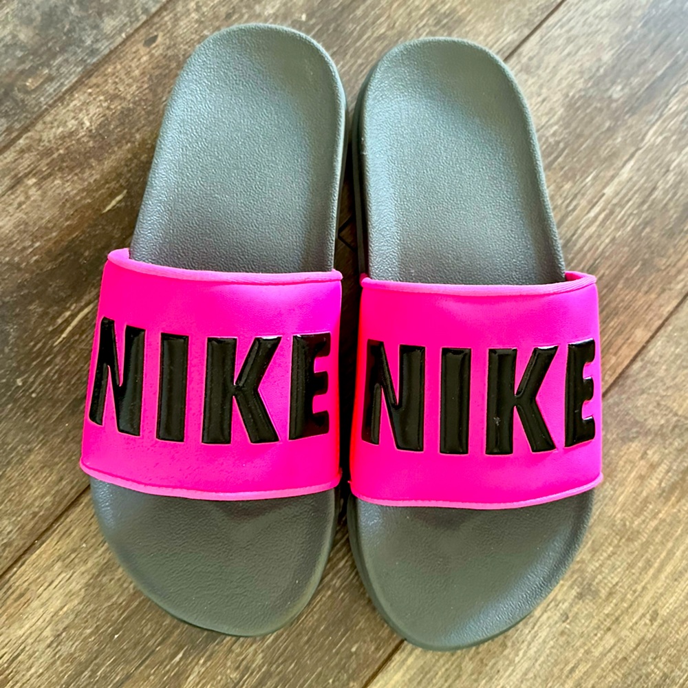 NIKE pink and black slides